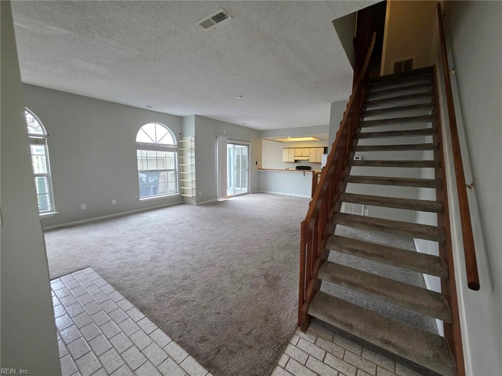 814 Gable Way Property Photo 4