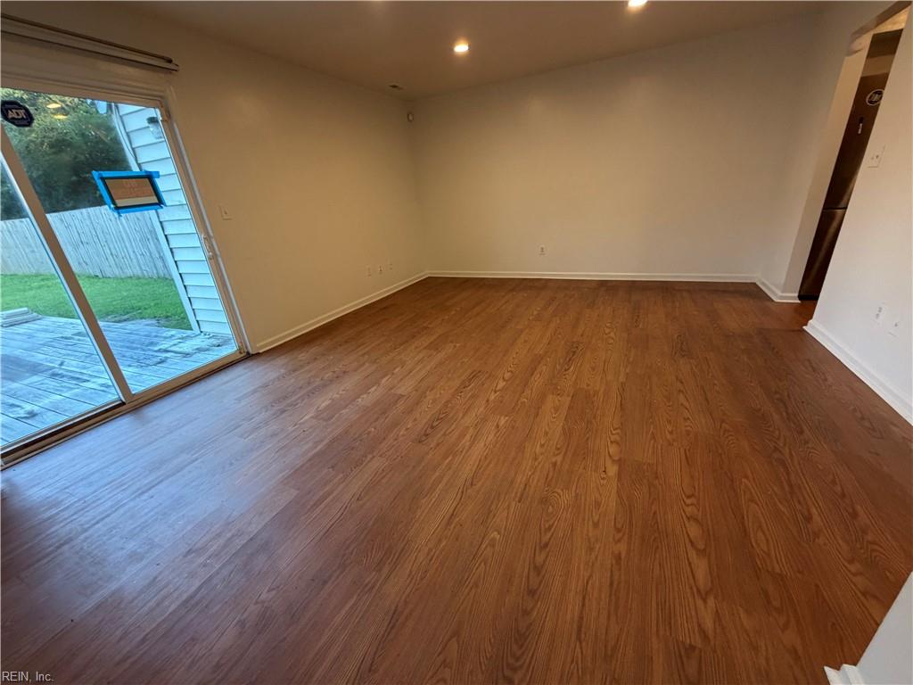 1046 Commonwealth Pl Property Photo 10