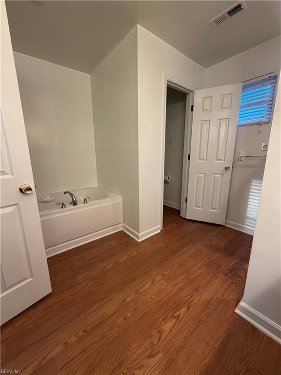 1046 Commonwealth Pl Property Photo 18
