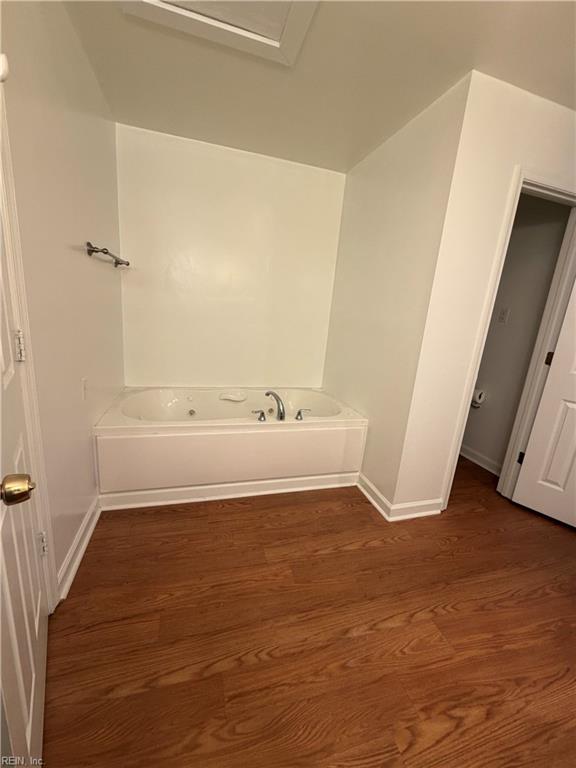 1046 Commonwealth Pl Property Photo 19