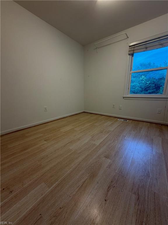 1046 Commonwealth Pl Property Photo 27
