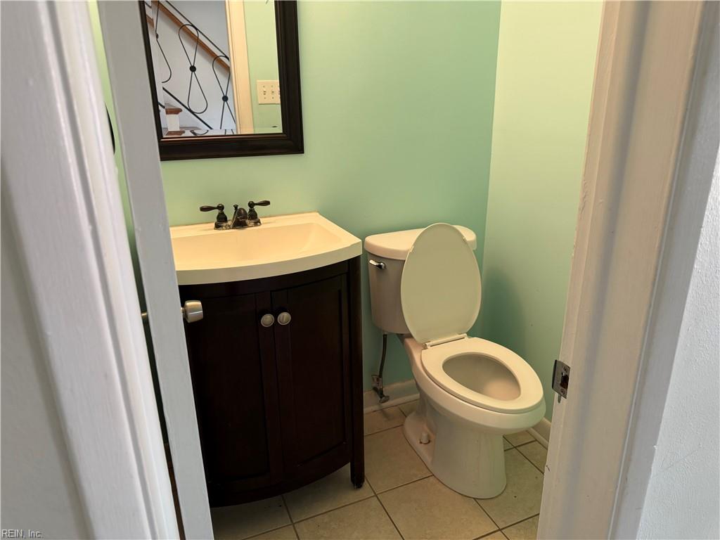 348 Gainsborough Rd Property Photo 16