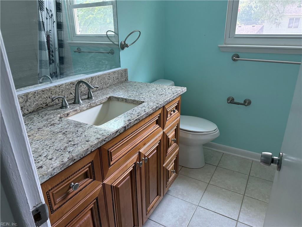 348 Gainsborough Rd Property Photo 18