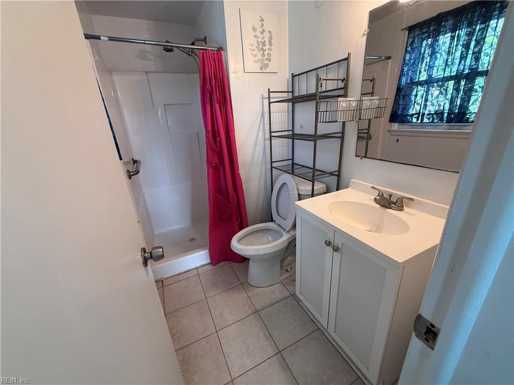 348 Gainsborough Rd Property Photo 22
