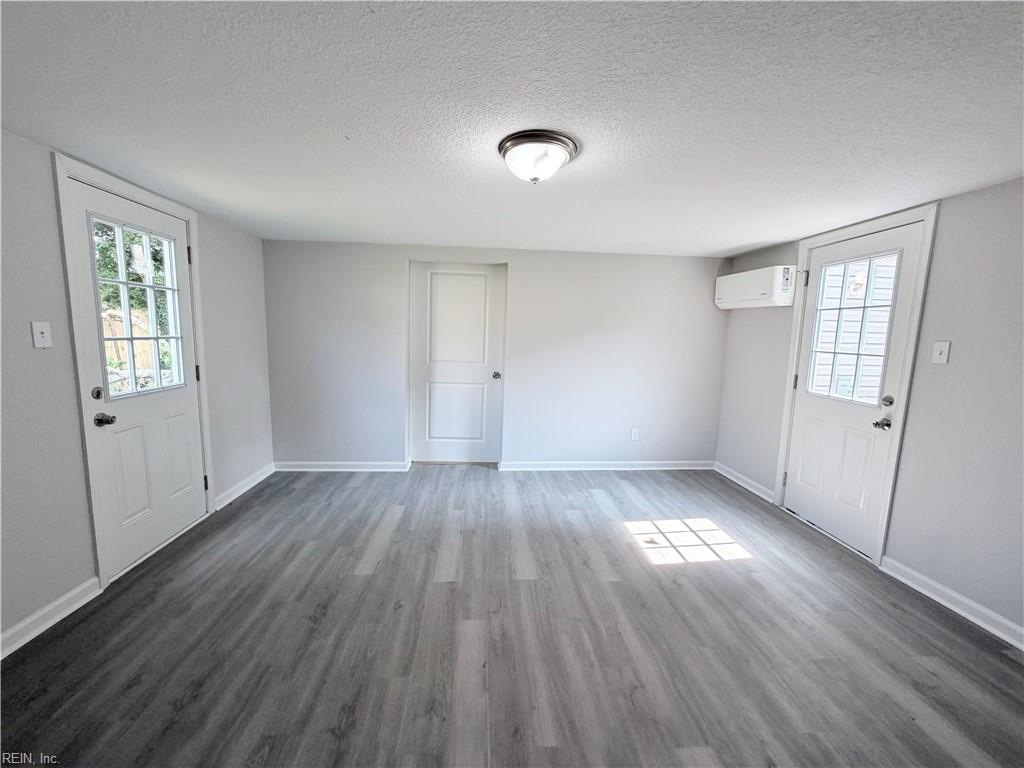 419 Rogers Ave Property Photo 14