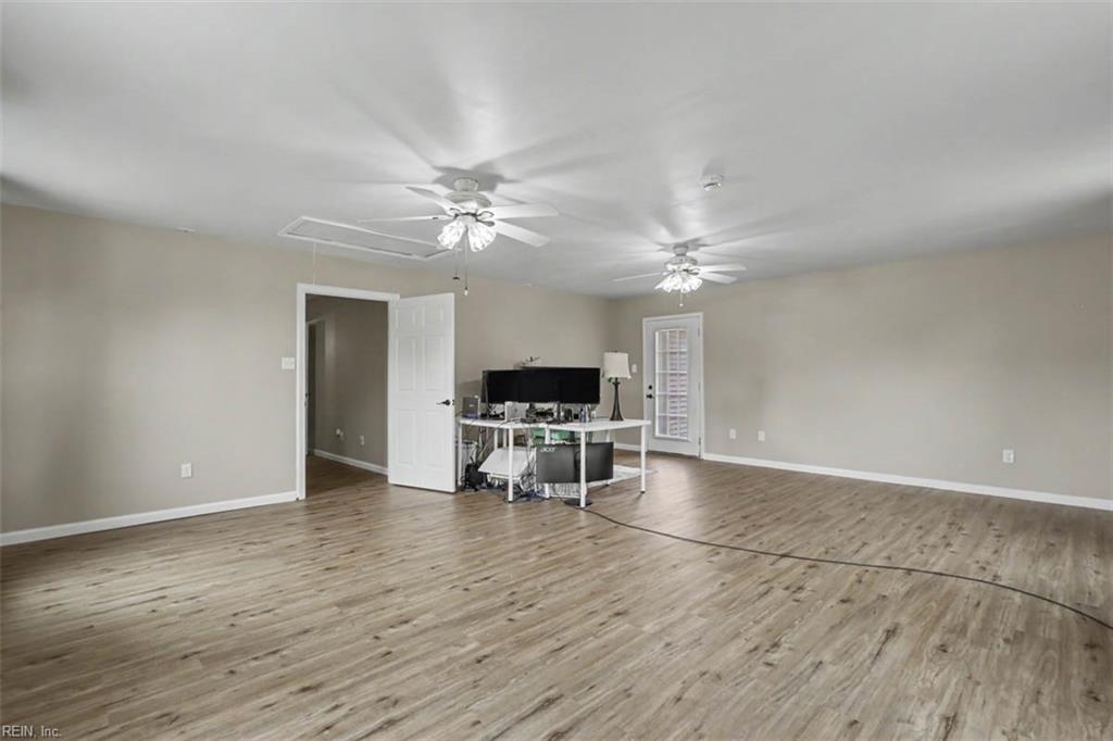 912 Cantor St Property Photo 33