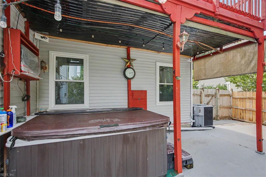 912 Cantor St Property Photo 39