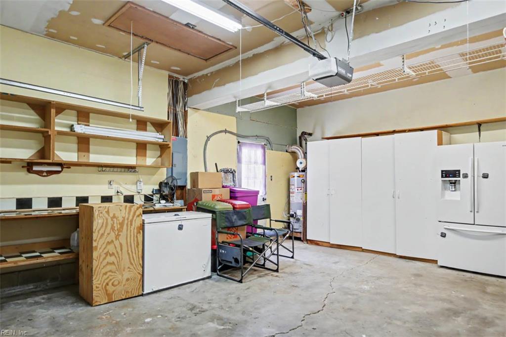 912 Cantor St Property Photo 42