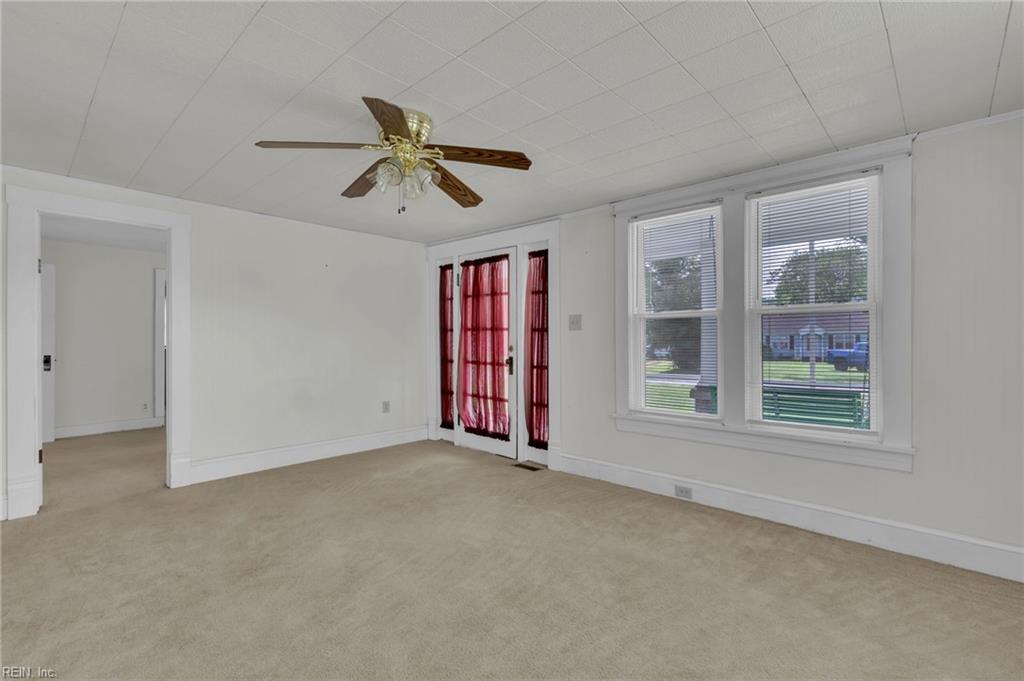 85 Linden Ave Property Photo 8