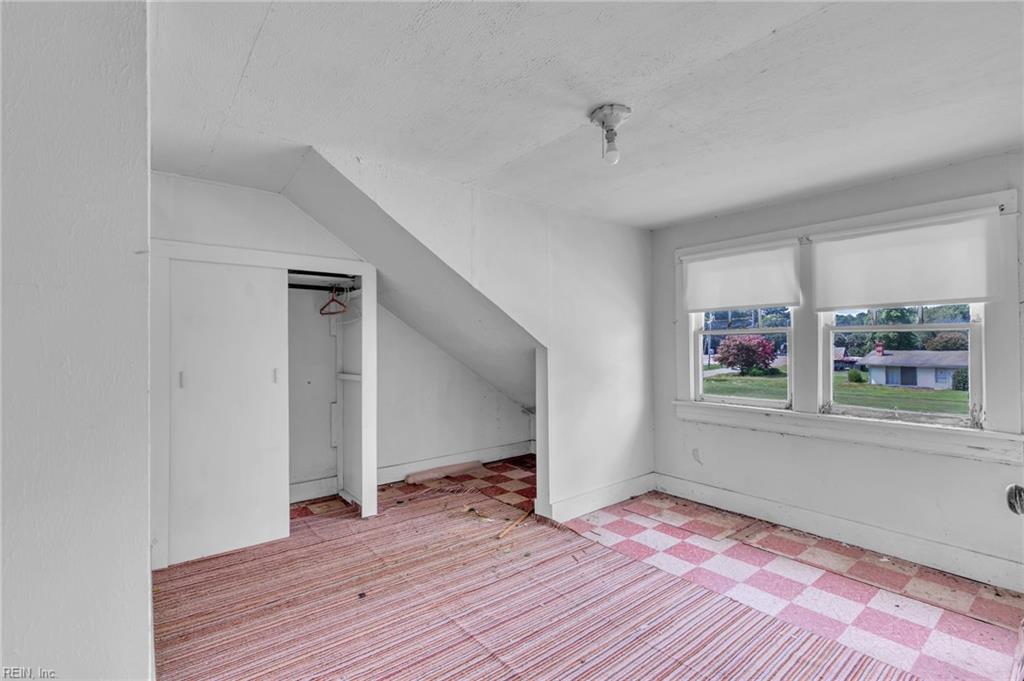 85 Linden Ave Property Photo 16