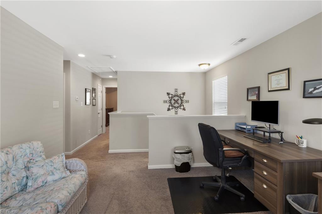 2378 Somerset Way Property Photo 15