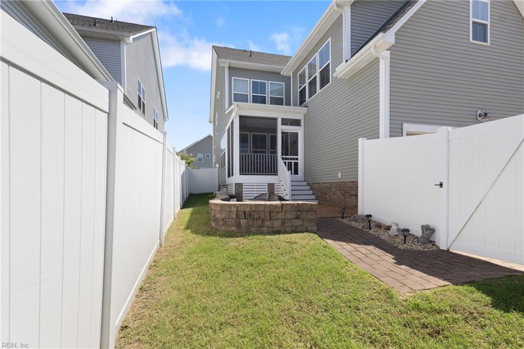 2378 Somerset Way Property Photo 31