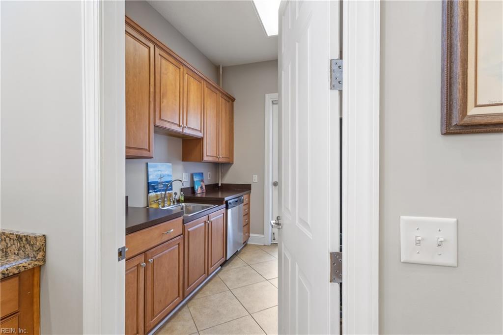 2378 Somerset Way Property Photo 41