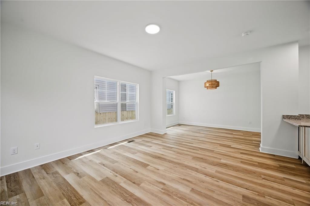 218 Chestnut St Property Photo 6