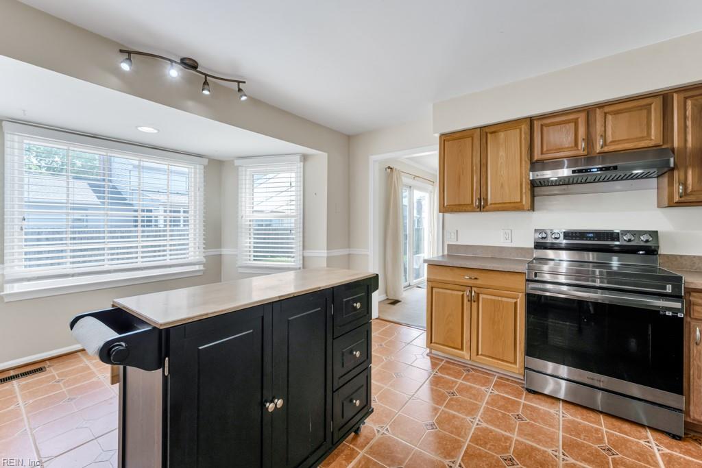 5308 Sidney Ct Property Photo 3