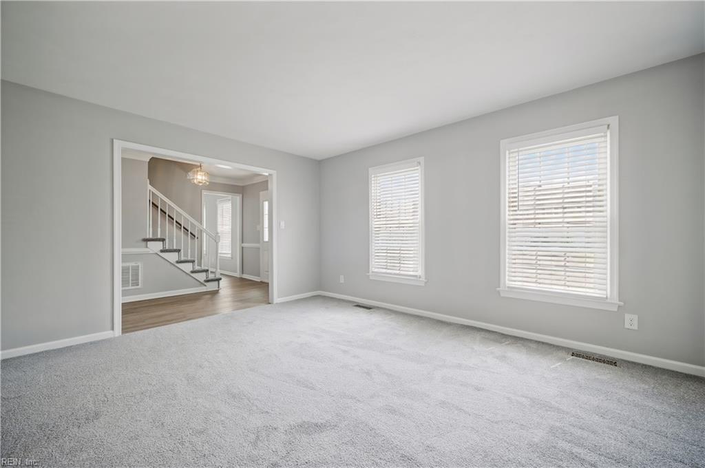 4440 Revere Dr Property Photo 3