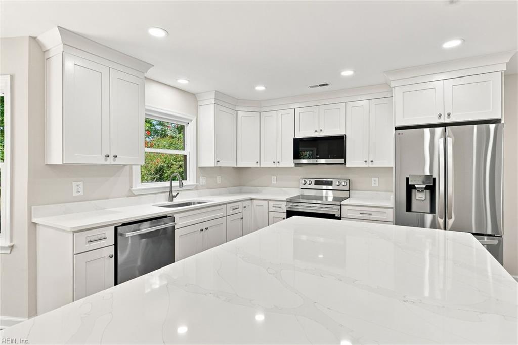 847 Weyanoke Ln Property Photo 12