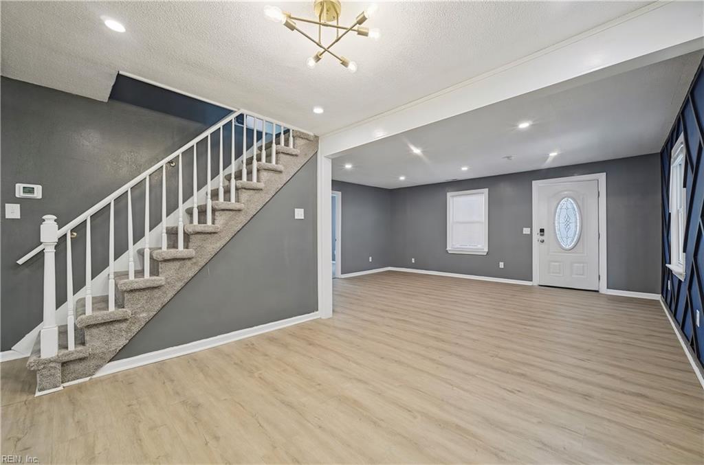 8 Mcdonald Rd Property Photo 6
