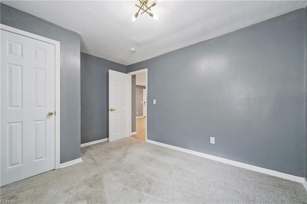 8 Mcdonald Rd Property Photo 15