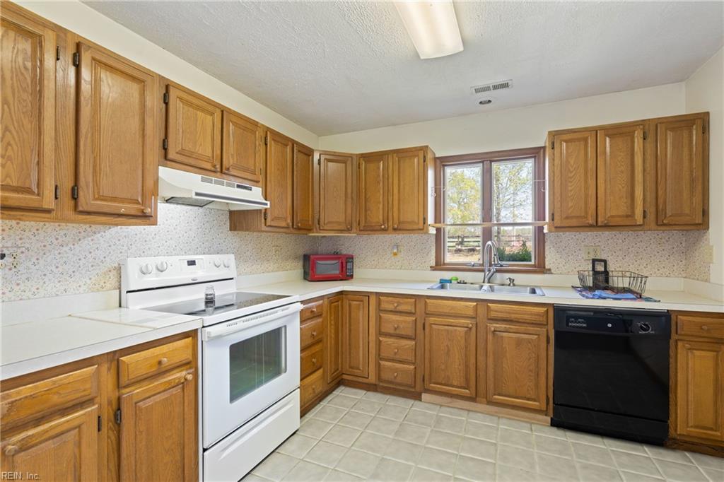 12522 Doles Rd Property Photo 5