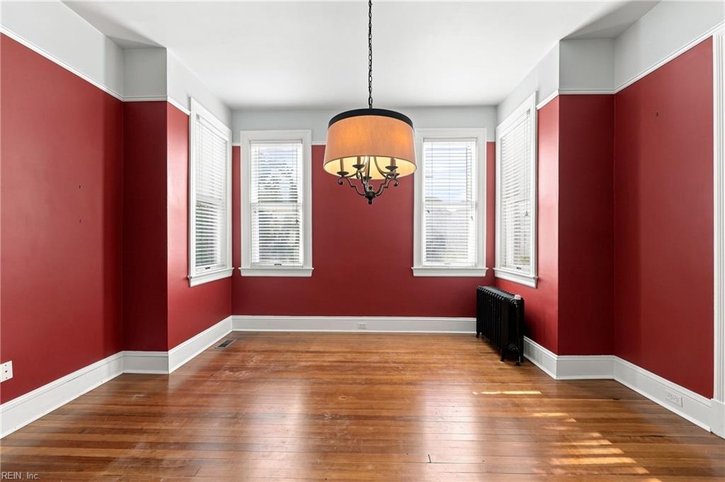 535 Hampton Pl Property Photo 3