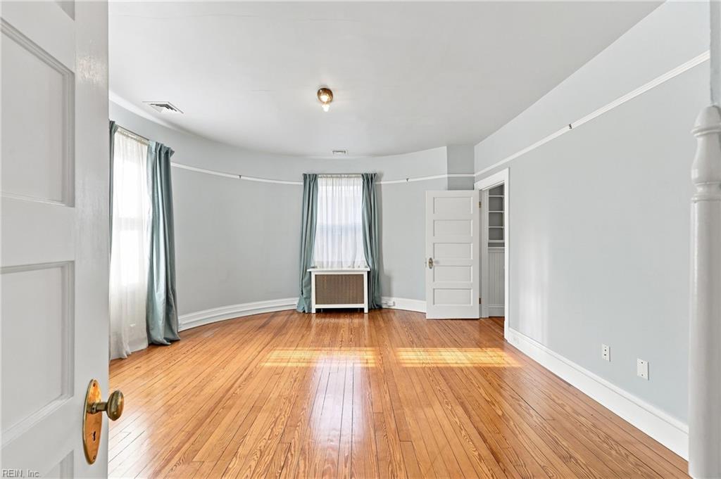 535 Hampton Pl Property Photo 27
