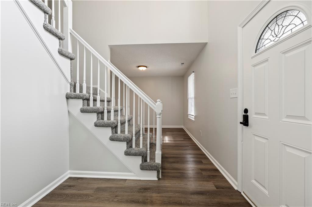 2256 Bartholomews Xing Property Photo 4
