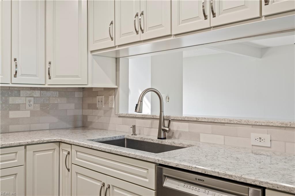 2256 Bartholomews Xing Property Photo 7