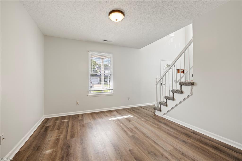 2256 Bartholomews Xing Property Photo 11
