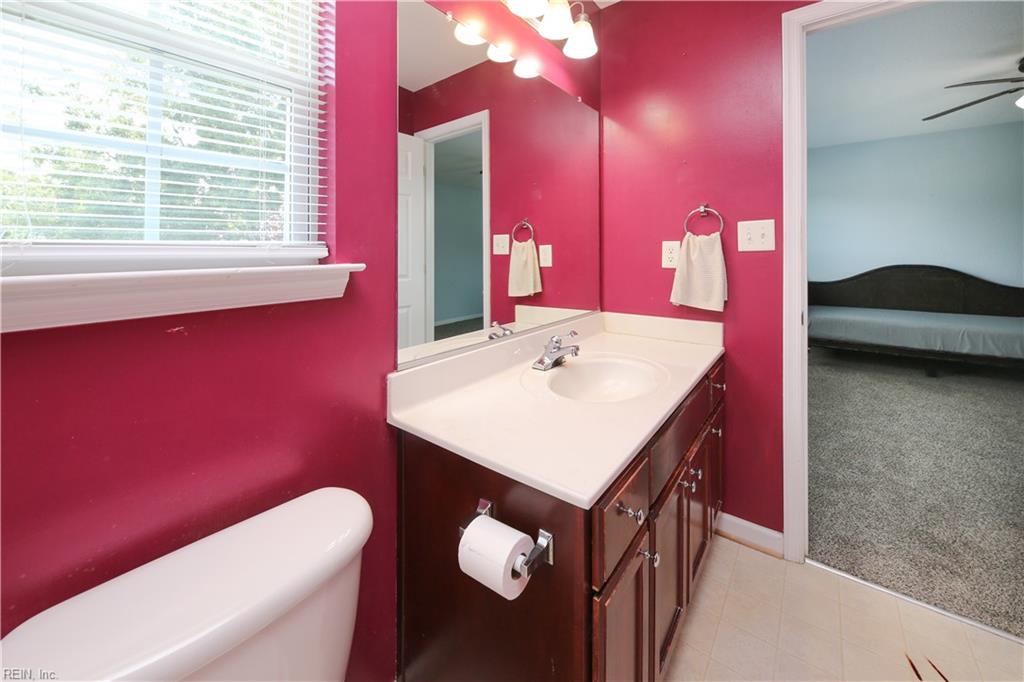 2025 Freeney Ave Property Photo 15