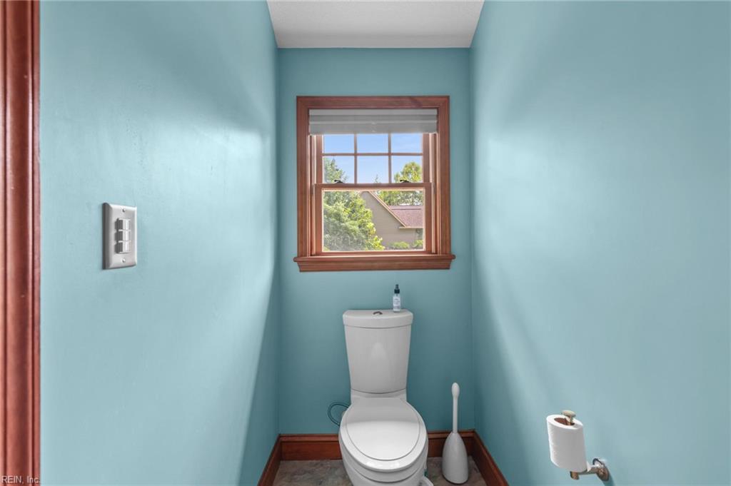 207 Megan Loop S Property Photo 13