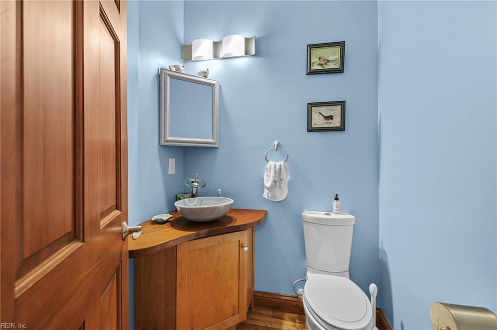 207 Megan Loop S Property Photo 17