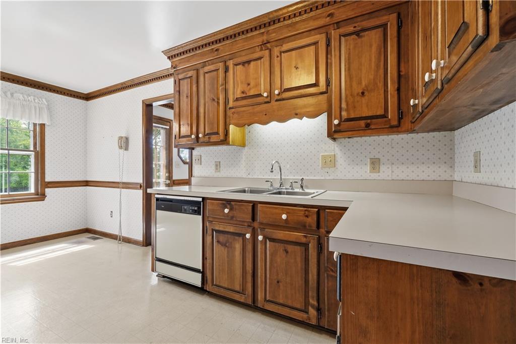 934 Ferryman Quay Property Photo 11