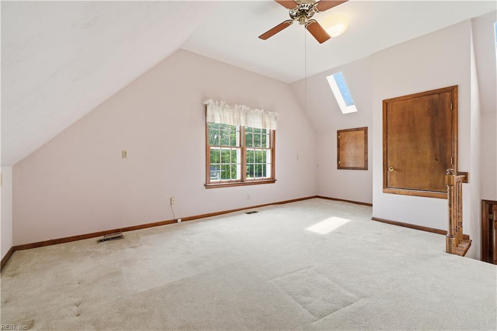 934 Ferryman Quay Property Photo 33