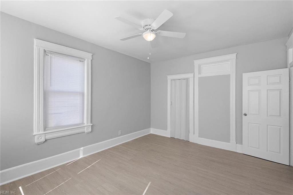 653 29th St Property Photo 16