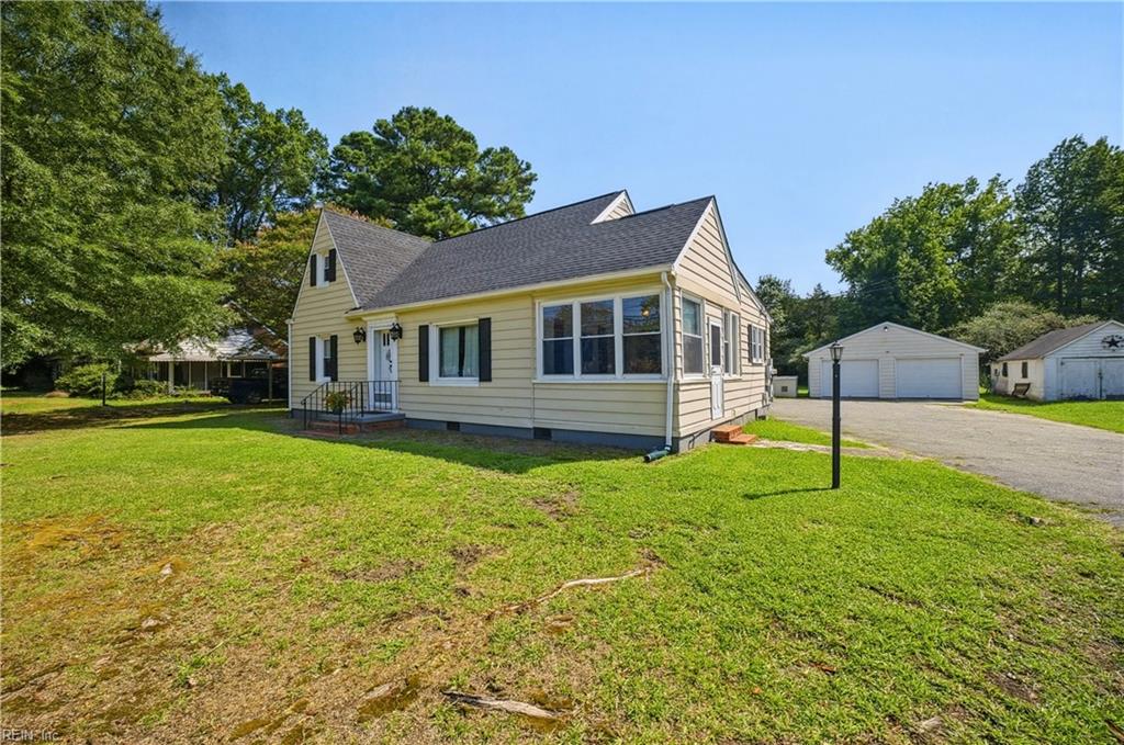 10661 Buckley Hall Rd Property Photo 2