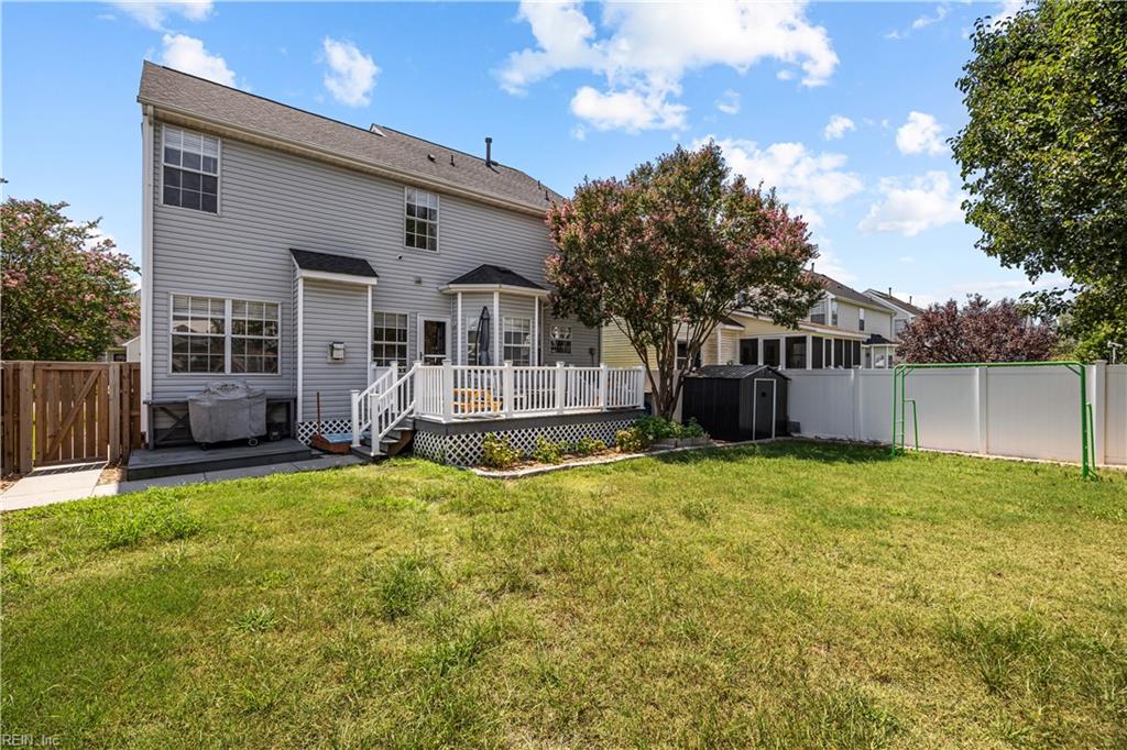 210 Dunn St Property Photo 28