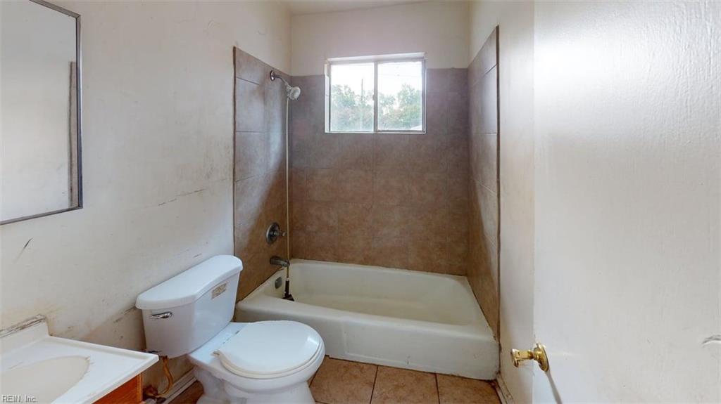 1252 Norview Ave Property Photo 17
