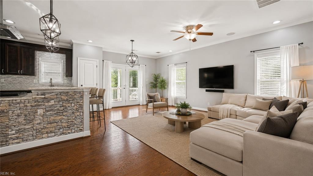 261 Floridays Way Property Photo 7