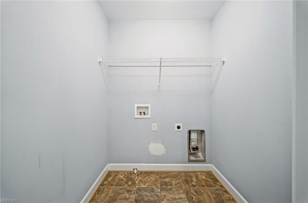 261 Floridays Way Property Photo 32