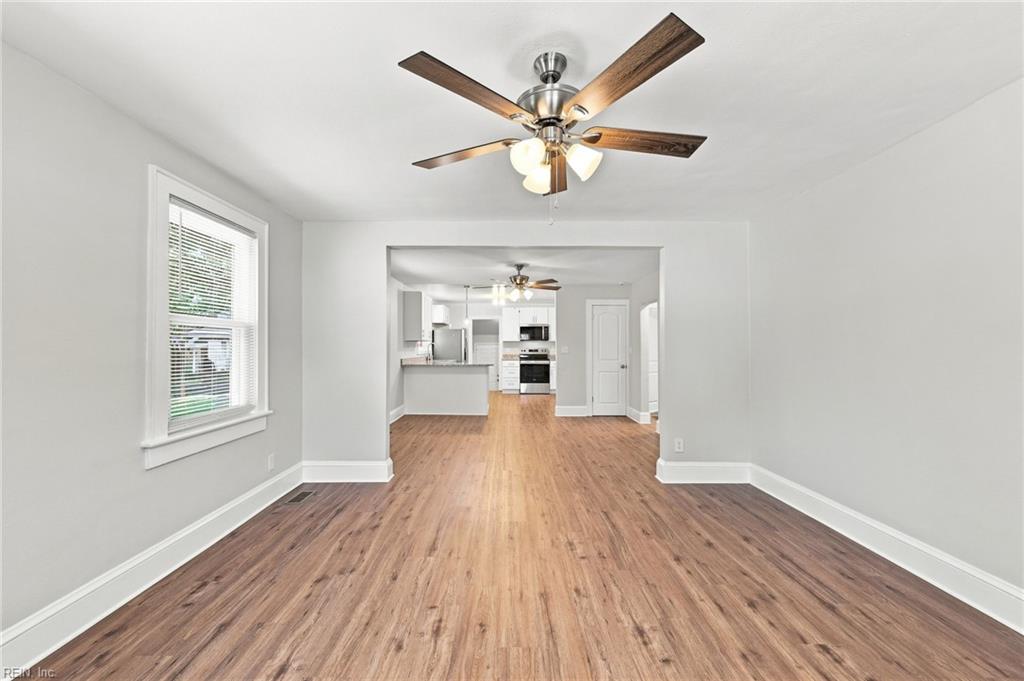 4861 Elmhurst Ave Ave Property Photo 9
