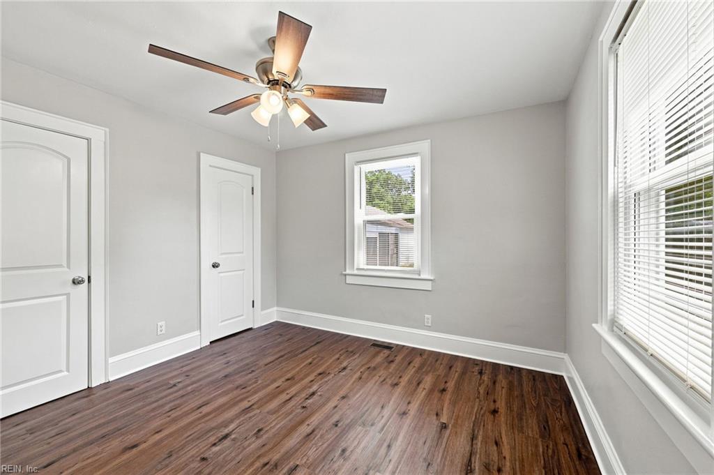 4861 Elmhurst Ave Ave Property Photo 17