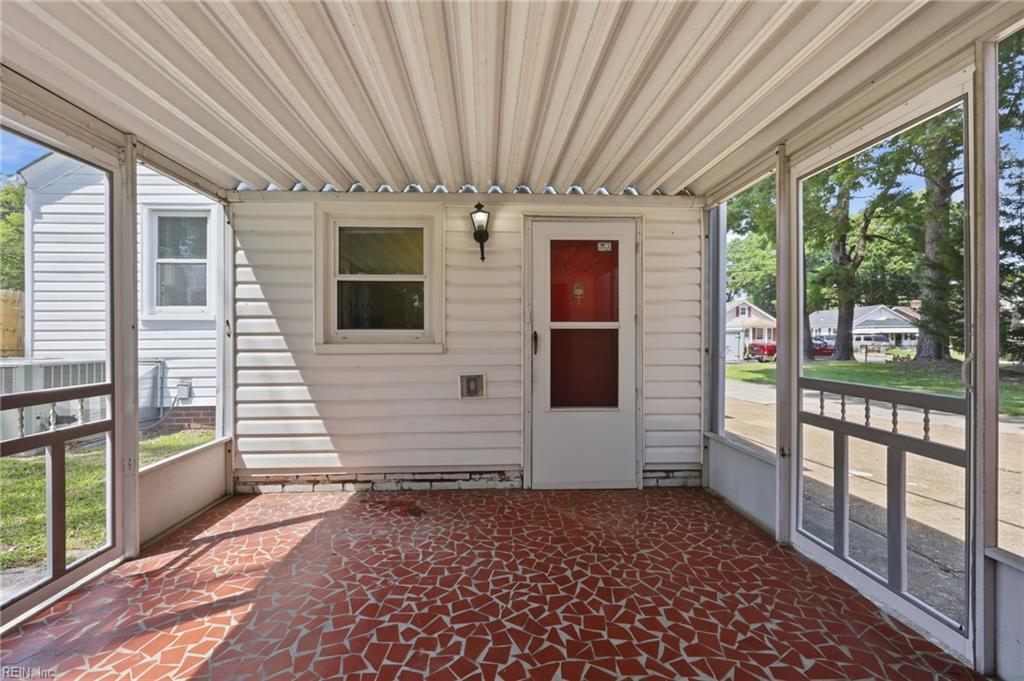 4861 Elmhurst Ave Ave Property Photo 46