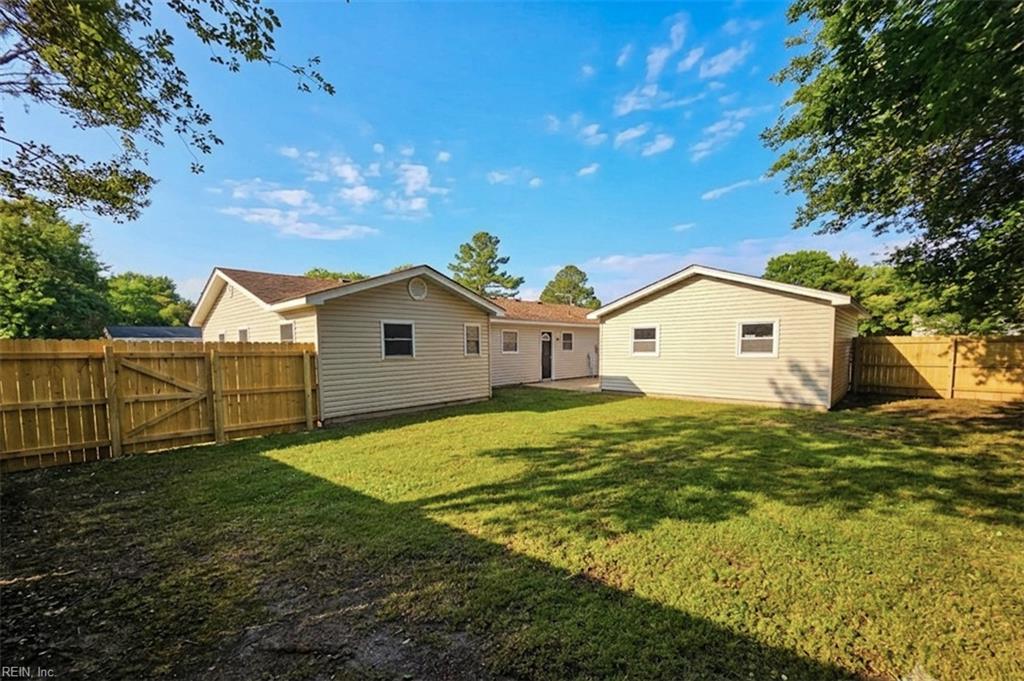 800 Churchill Dr Property Photo 20