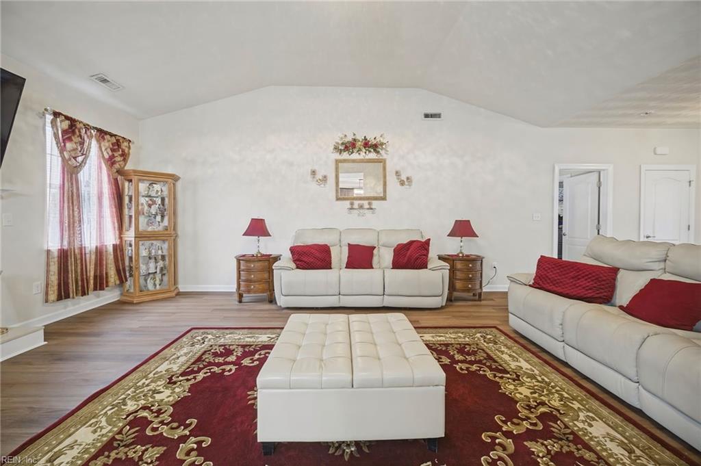 2448 Orchard Hill Ln Property Photo 12