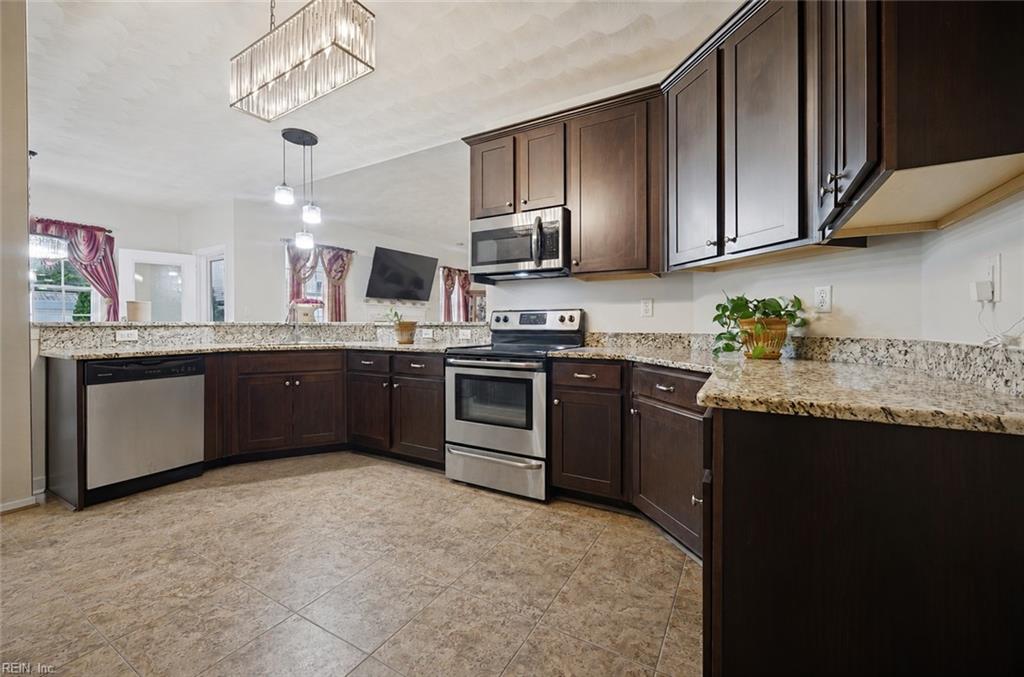 2448 Orchard Hill Ln Property Photo 17