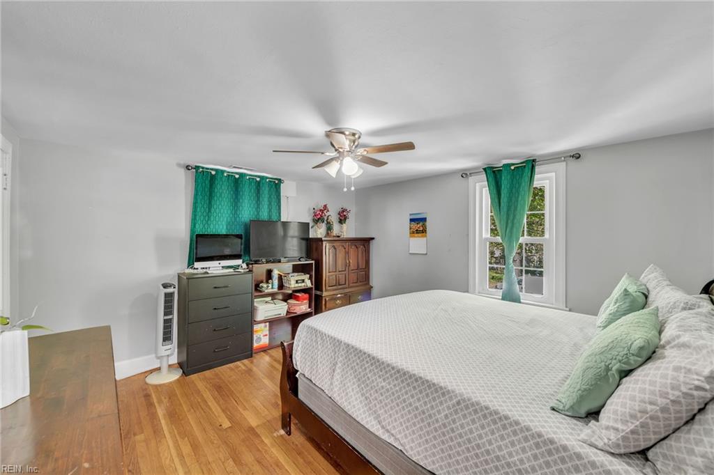 325 Forrest Ave Property Photo 22