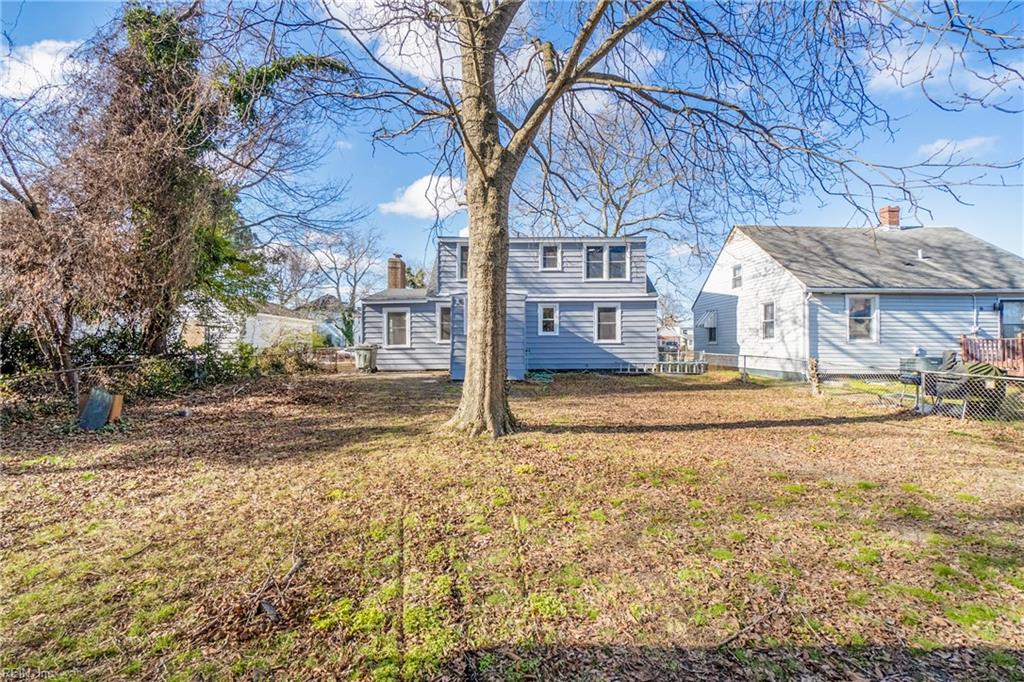 1610 Shiloh Pl Property Photo 4