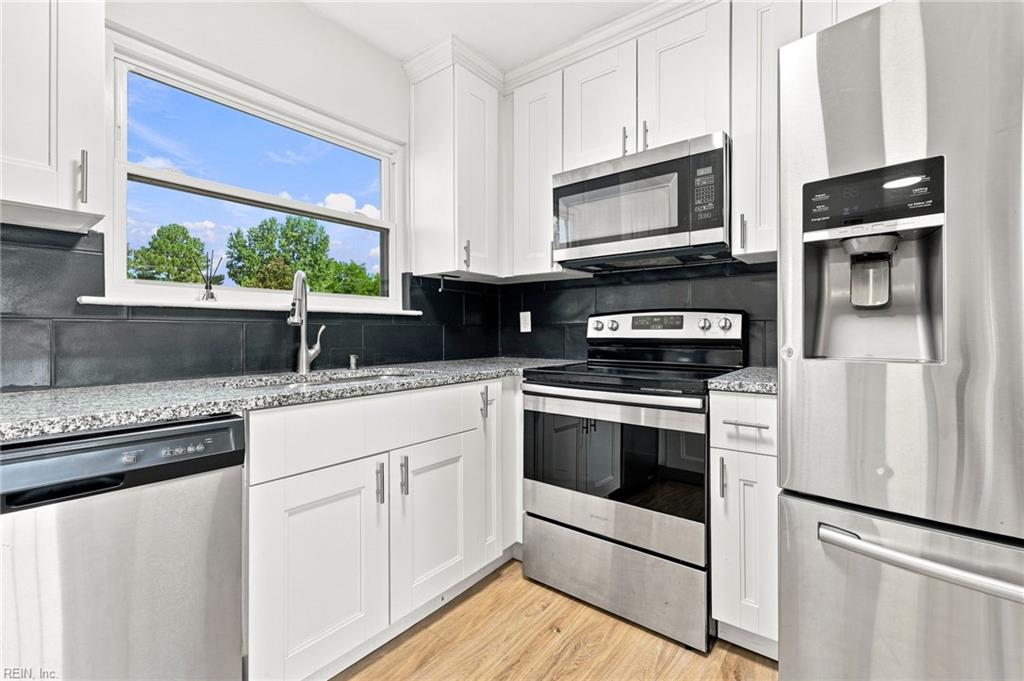 4960 Westgrove Rd Property Photo 11