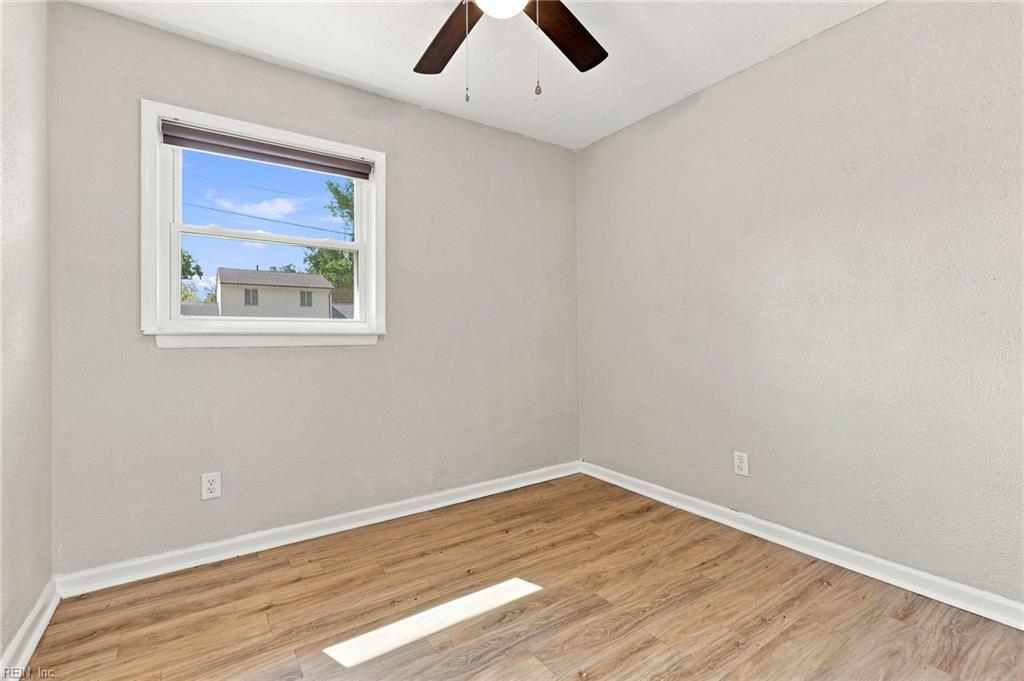 4960 Westgrove Rd Property Photo 17